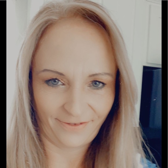 Meet your Posher, Florence - Picture 1 of 1